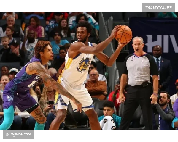 查尔斯李裁减低效内线 换来三名后卫强化三分轮转 查尔斯李裁减低效内线 换来三名后卫强化三分轮转